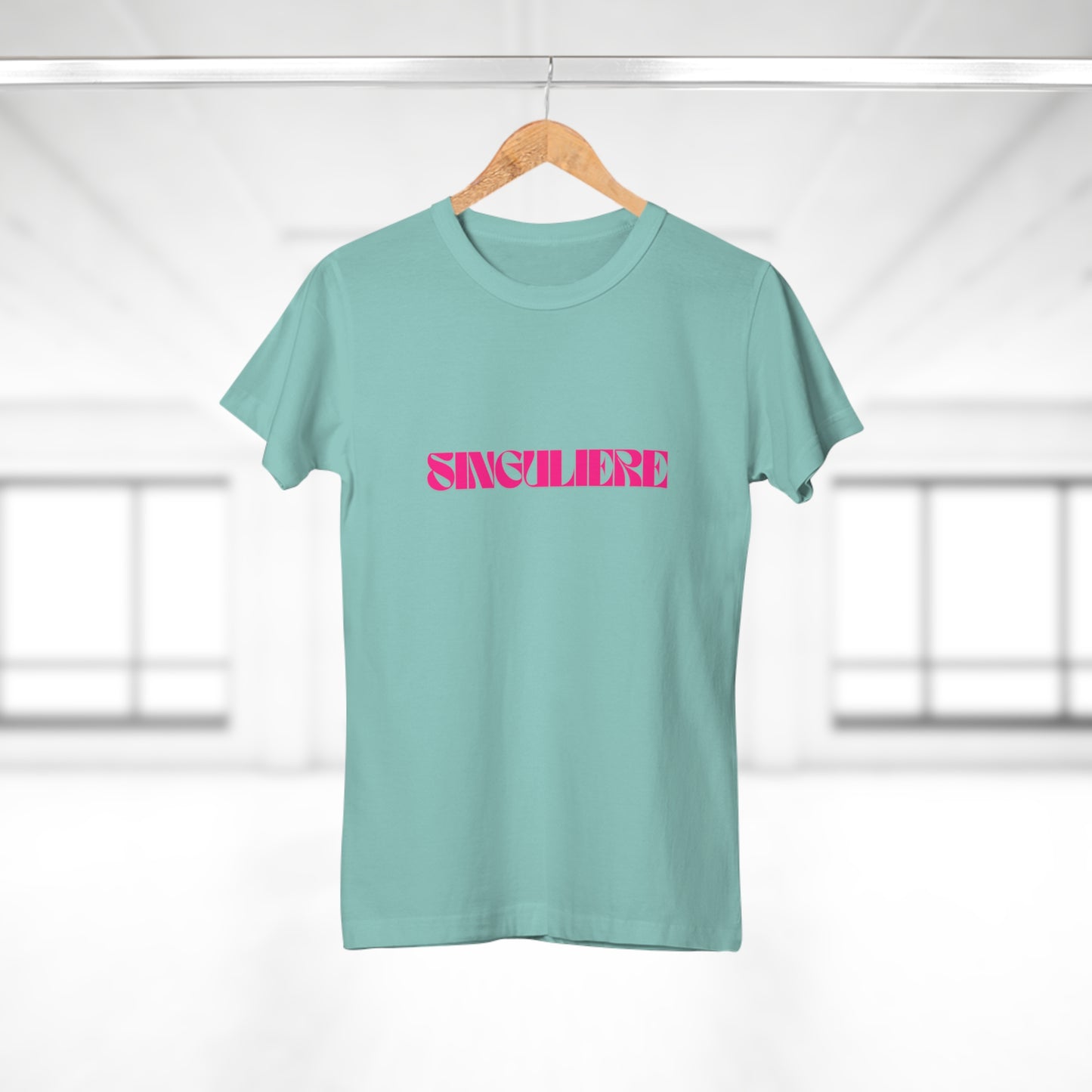 T-shirt Femme - "SINGULIERE"