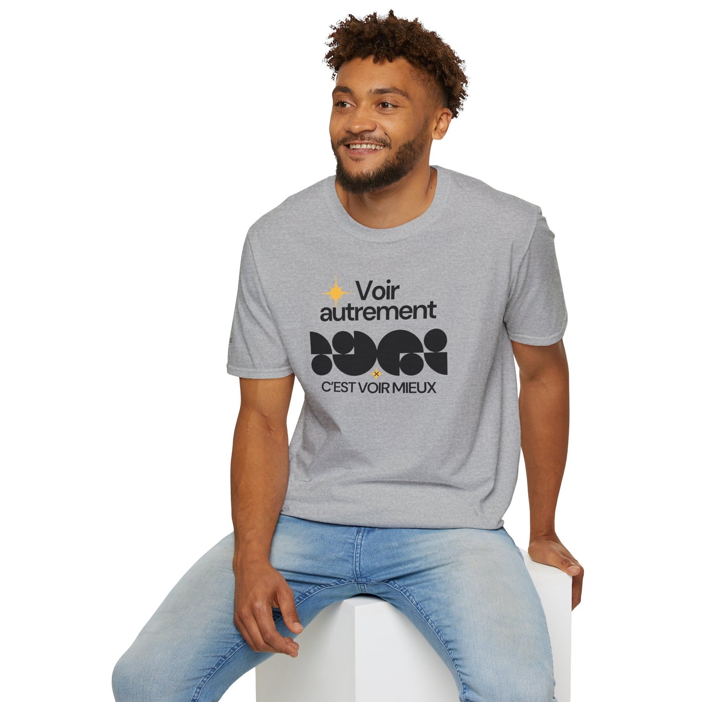 T-Shirt Je m'aime, je m'assume - "Voir autrement c'est voir mieux"
