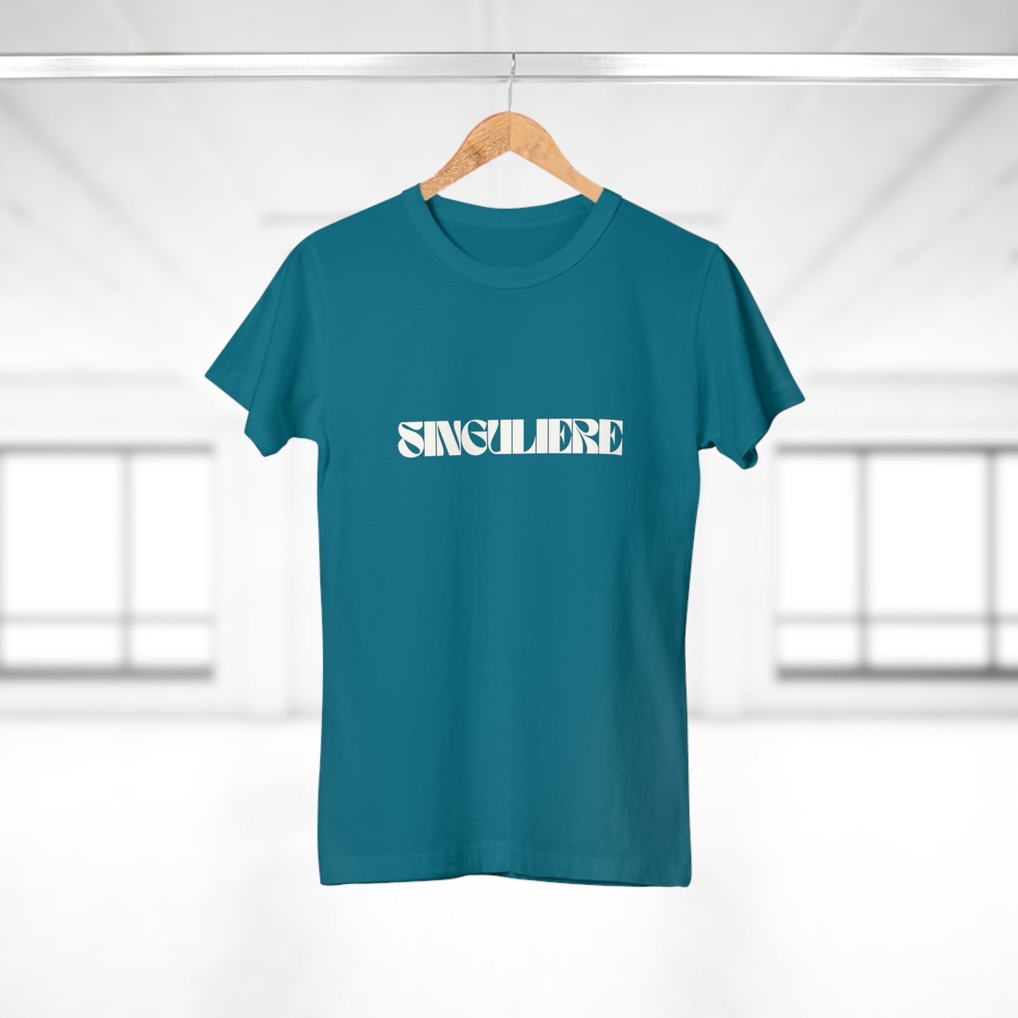 T-shirt Femme - "SINGULIERE"