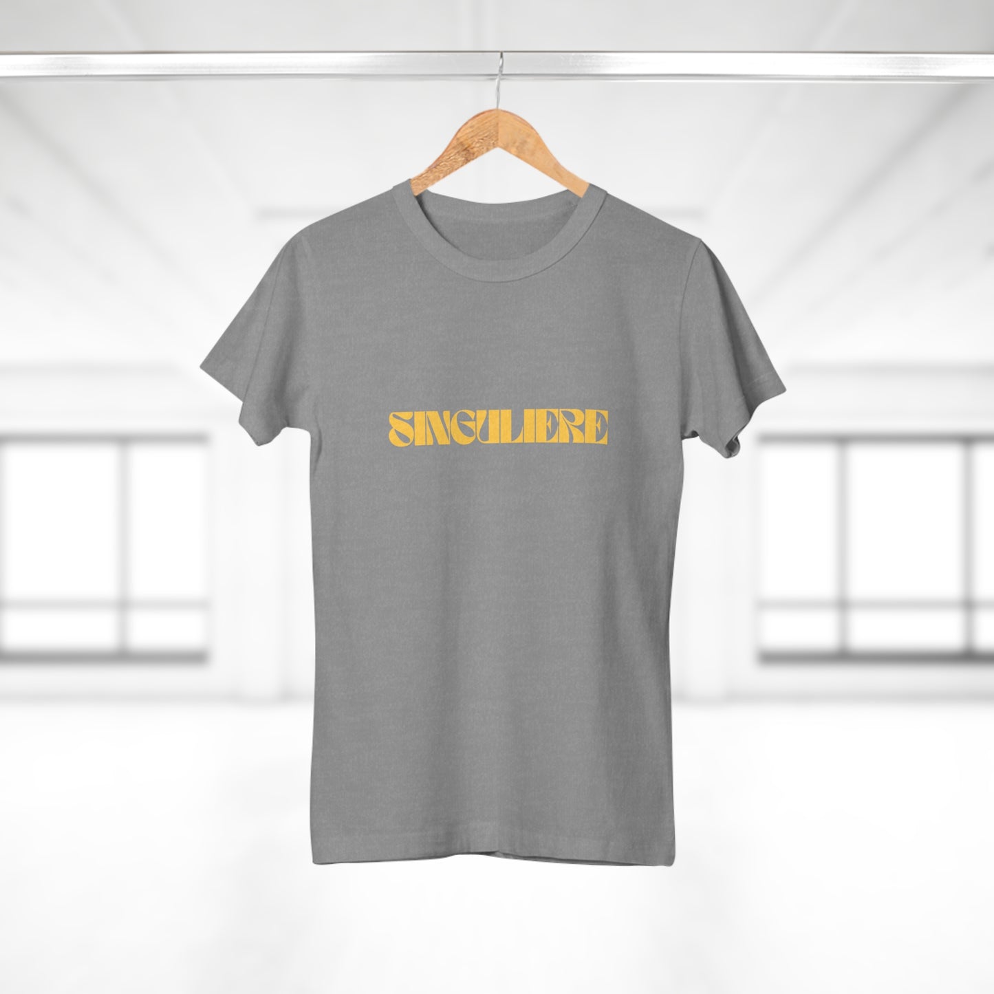 T-shirt Femme - "SINGULIERE"