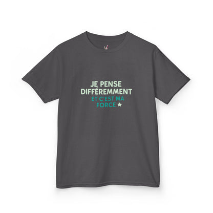 T-Shirt Enfant - "Je pense différemment et c'est ma force"